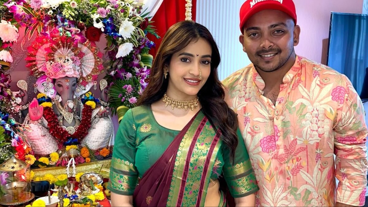 इस एक्ट्रेस के प्यार में क्रिकेटर पृथ्वी शॉ? सताई याद, पोस्ट शेयर कर लिखा- म‍िस यू