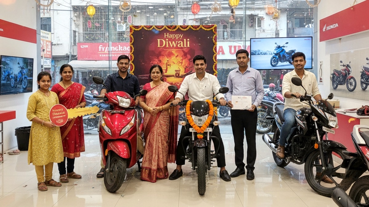 Honda का दिवाली धमाका! रोजाना ₹49 की EMI पर घर लाएं Activa और Shine