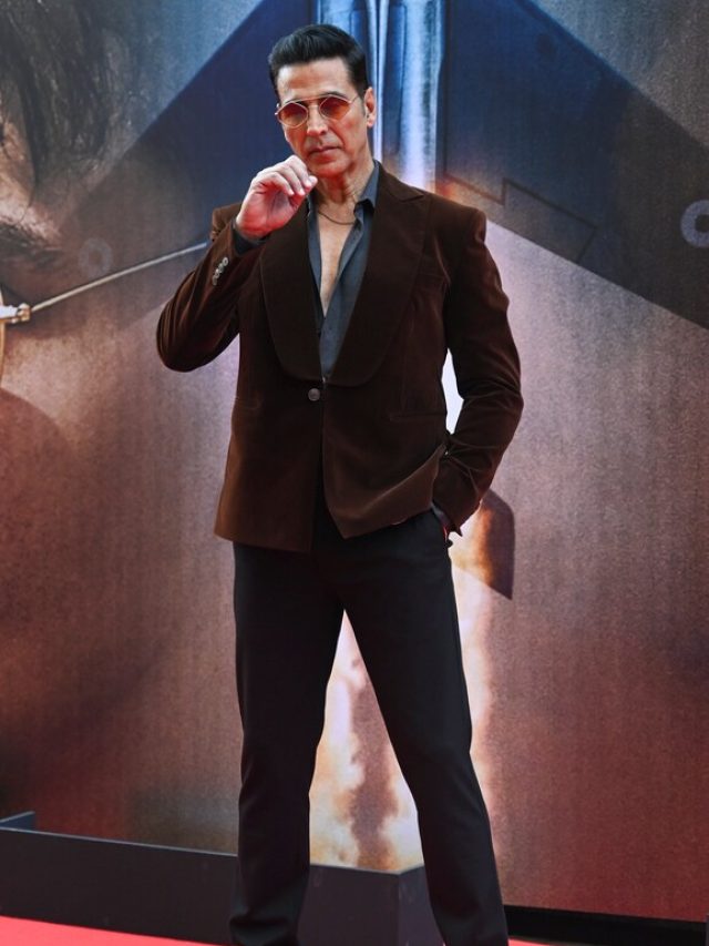 Akshay Kumar reveals the 6:30 pm rule that keeps him ageless at 57