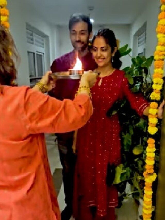 शादी के 20 दिन बाद एक्ट्रेस का ससुराल में गृहप्रवेश, सास ने लगाया गले, दिया तोहफा