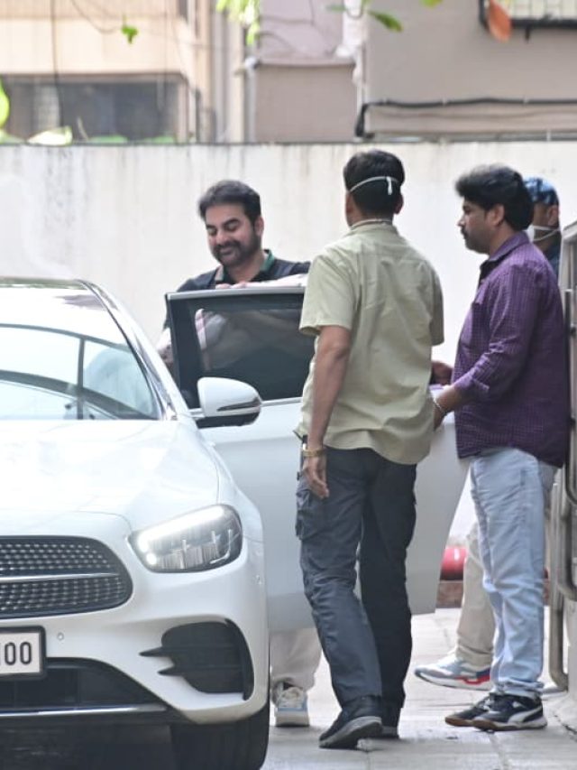 बाहों में बेटी को उठाकर अस्पताल से निकले अरबाज, नए मेहमान के स्वागत को तैयार खानदान