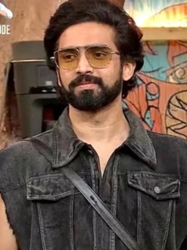 अमाल ने फरहाना से की बदतमीजी, मां को बताया बी ग्रेड, यूजर्स बोले- शर्म करो