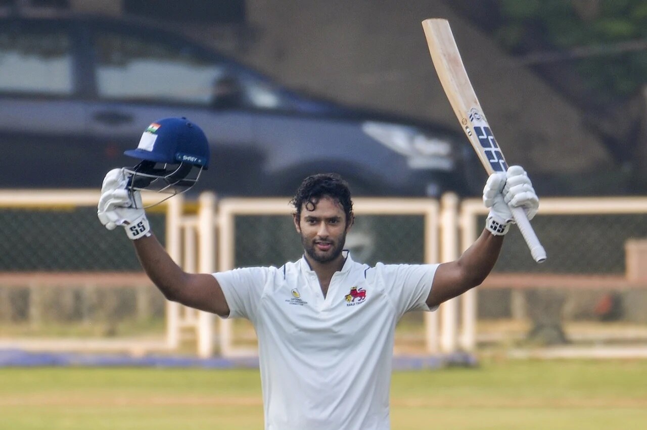 6,6,6,6,6,6...टीम इंडिया के इस धांसू ऑलराउंडर ने मचाई तबाही, जड़ा तूफानी शतक