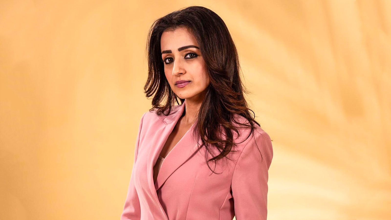 42 की उम्र में दुल्हन बनेगी एक्ट्रेस, बिजनेसमैन संग रिश्ता पक्का? हीरो संग था अफेयर