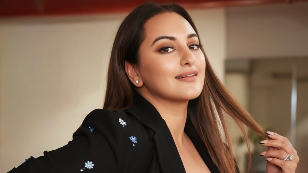 सोनाक्षी सिन्हा की लड़कों को चेतावनी 'लड़कियों के साथ खेलना..', लड़कियों को दी ये सलाह