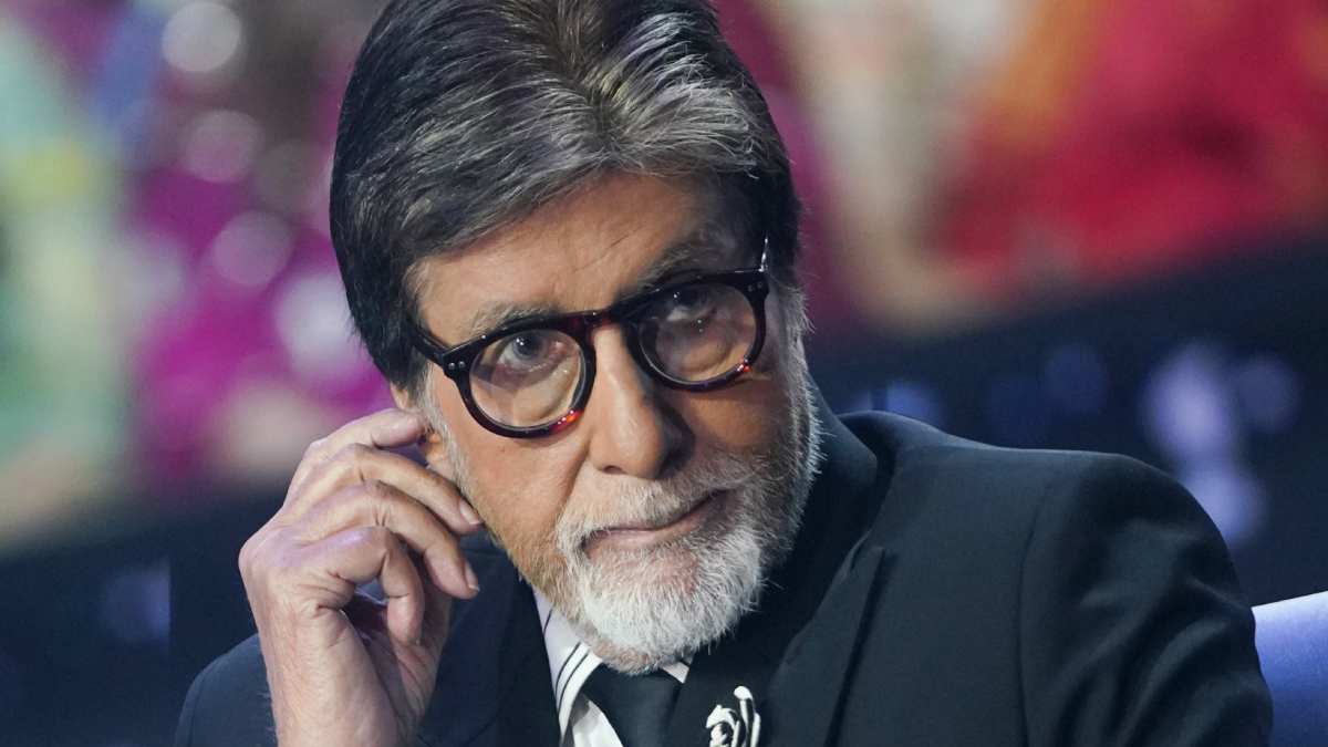 दो सुपरस्टार्स के साथ दिखे अभिषेक बच्चन के पोस्टर, देखते ही बिग बी ने किया पोस्ट, बोले- बड़े...