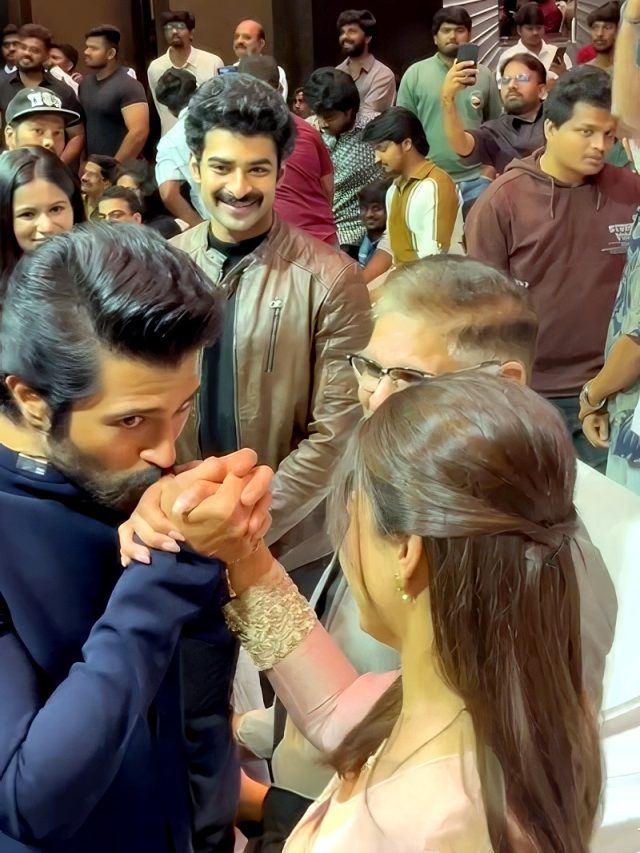 7 साल छोटी रश्मिका के दूल्हा बनेंगे विजय! भरी मफफिल में किया Kiss, Video