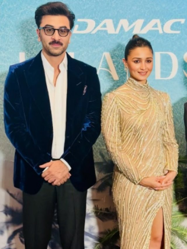 क्रिस्टल्स से सजा 'न्यूड गाउन'.. कानों में डायमंड पहन ग्लैमरस लगीं आलिया, रणबीर भी लगे कमाल