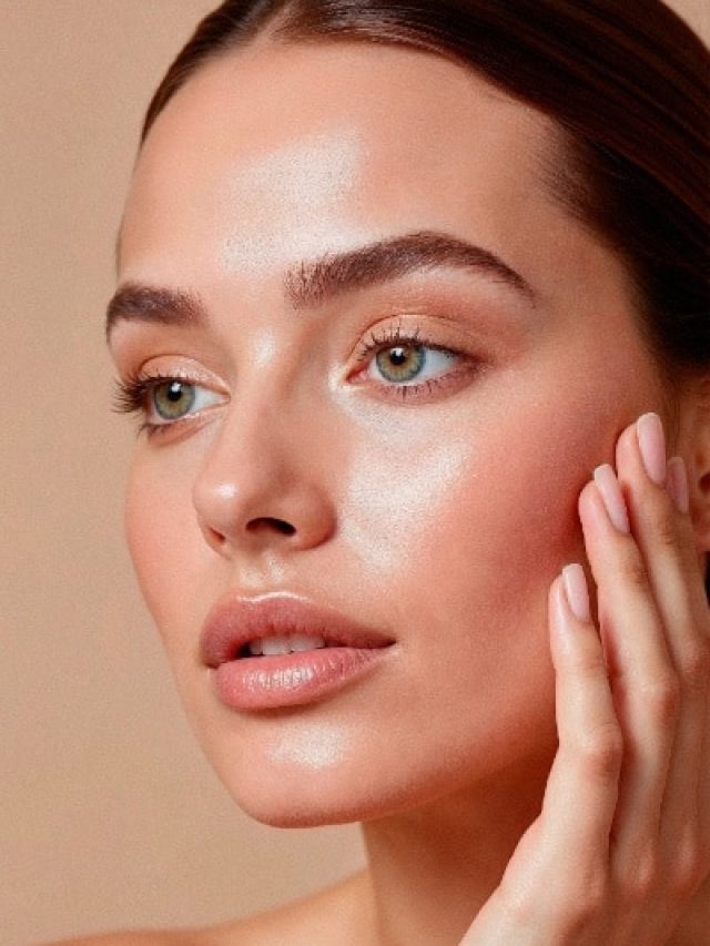 40 की उम्र में झुर्रियों से चाहिए छुटकारा? आजमाएं UK डॉक्टर का ये स्किनकेयर फॉर्मूला