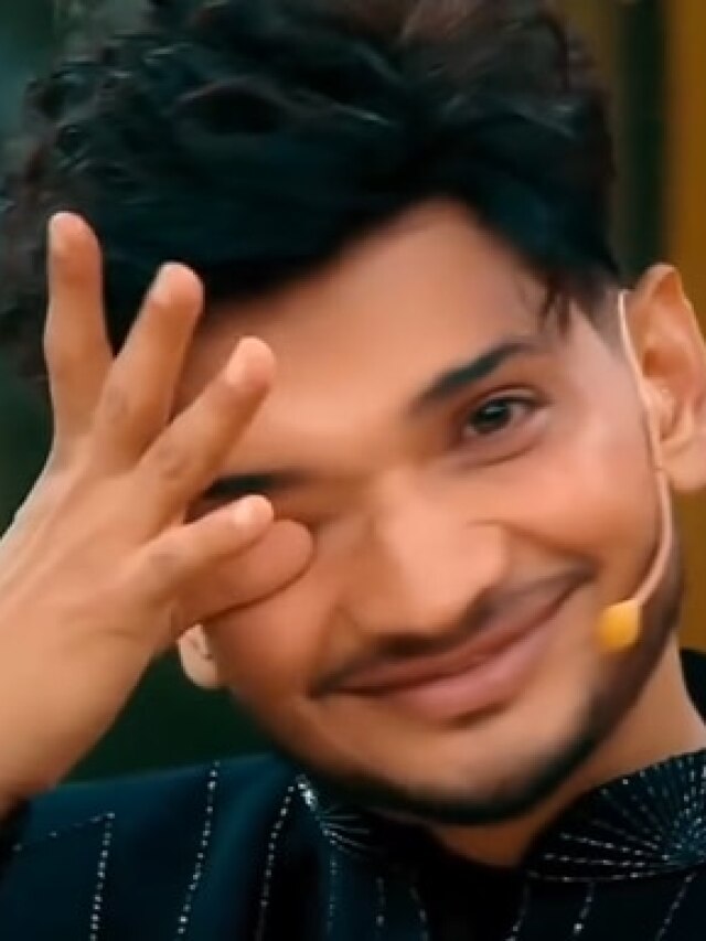 TV पर सिसक कर रो पड़े मुनव्वर, मांगी माफी, इमोशनल हुईं हिना खान