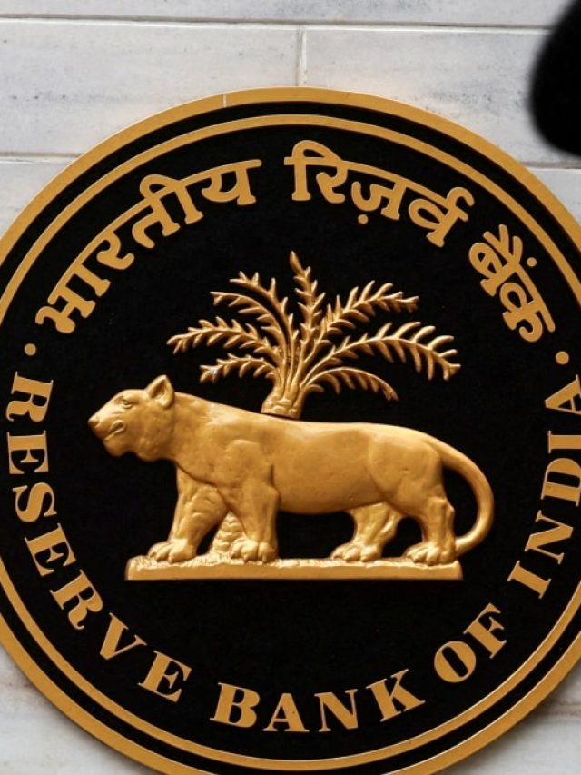 इस बड़े बैंक पर RBI ने लगाया तगड़ा जुर्माना, कस्‍टमर्स पर क्‍या होगा असर