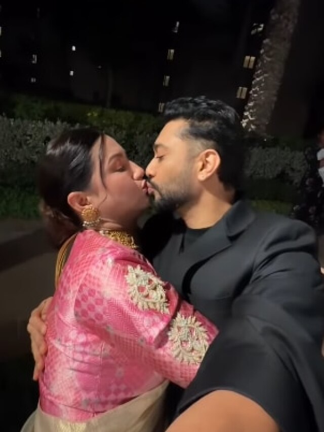 12 साल बड़ी एक्ट्रेस, पति ने जमकर लुटाया प्यार, भरी महफिल में किया Kiss