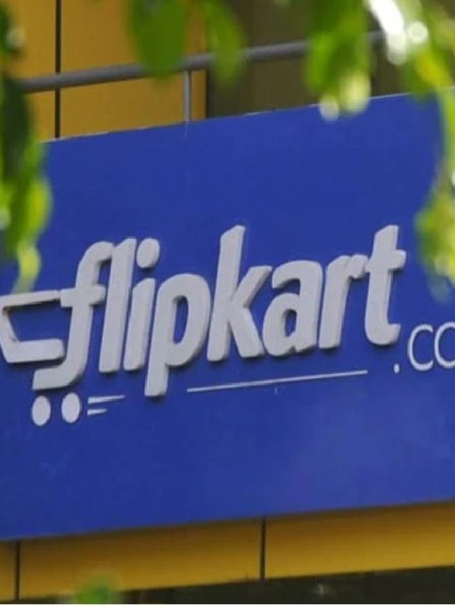 खत्म हो रही है Flipkart पर साल की आखिरी सेल, मिस ना करें ये ऑफर्स