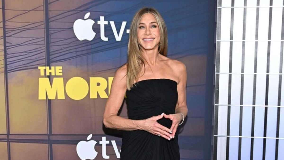 छह साल छोटे बॉयफ्रेंड संग रोमांटिक हुई हॉलीवुड स्टार जेनिफर एनिस्टन, कंफर्म किया रिश्ता