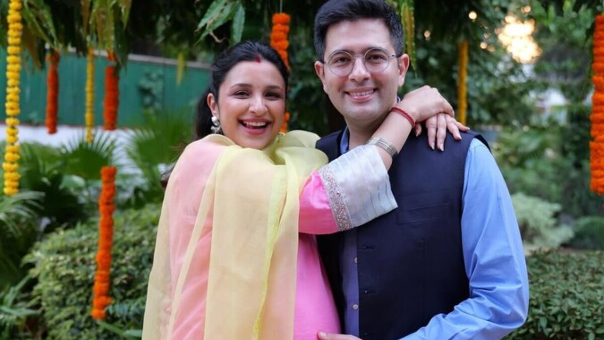 'भगवान का आशीर्वाद', बेटे के पिता बनकर खुश राघव चड्ढा, परिणीति संग बिता रहे वक्त