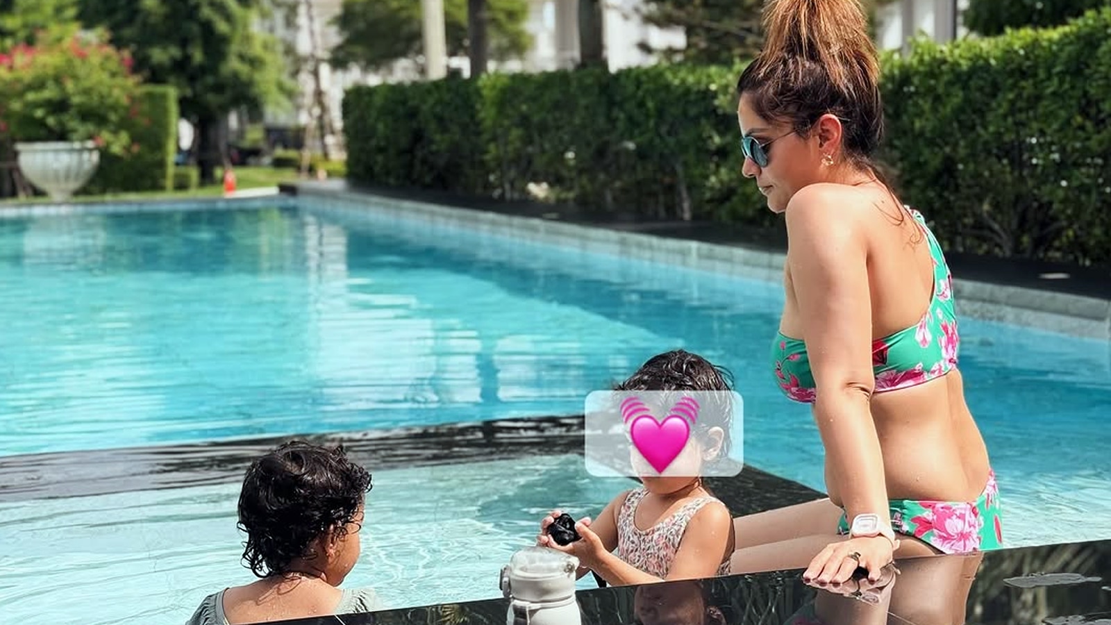 2 साल की हुईं रुबीना की जुड़वां बेटियां, बीच किनारे मनाया बर्थडे, बिकिनी में दिए पोज