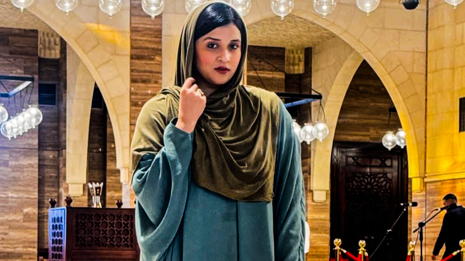 ह‍िजाब पहनकर मस्ज‍िद में दिखीं प्र‍ियंका चोपड़ा की कजिन, फैन्स को हुई हैरानी