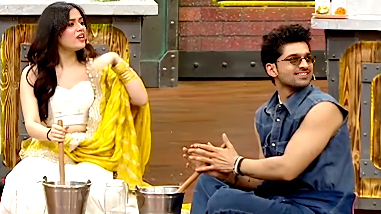 करोड़पति एक्ट्रेस के प्यार में लट्टू हीरो? कैमरे पर किया फ्लर्ट, EX संग ब्रेकअप का भूला दर्द!