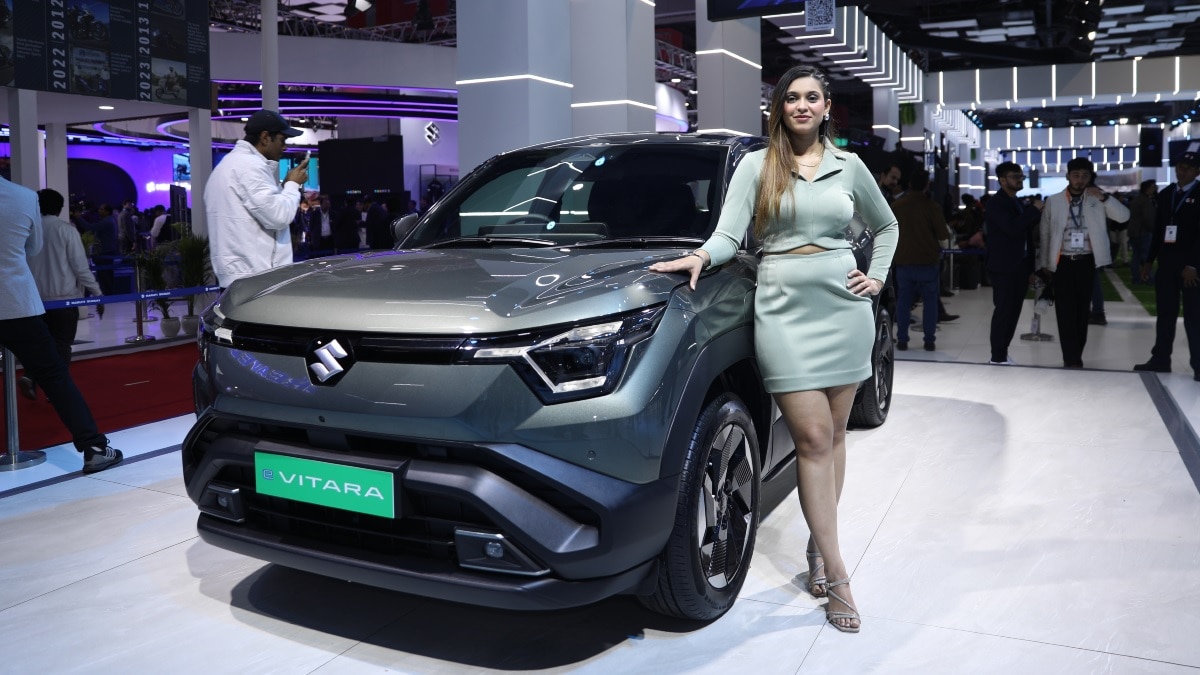 खरीदनी है नई गाड़ी... ठहर जाइये! फरवरी में आ रही हैं ये धांसू कारें