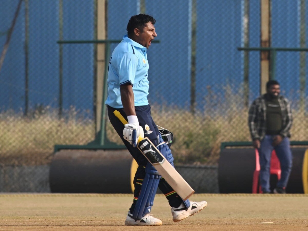 IPL नीलामी से पहले सरफराज खान का तूफान, महज इतनी गेंदों में ठोक दिया पचासा