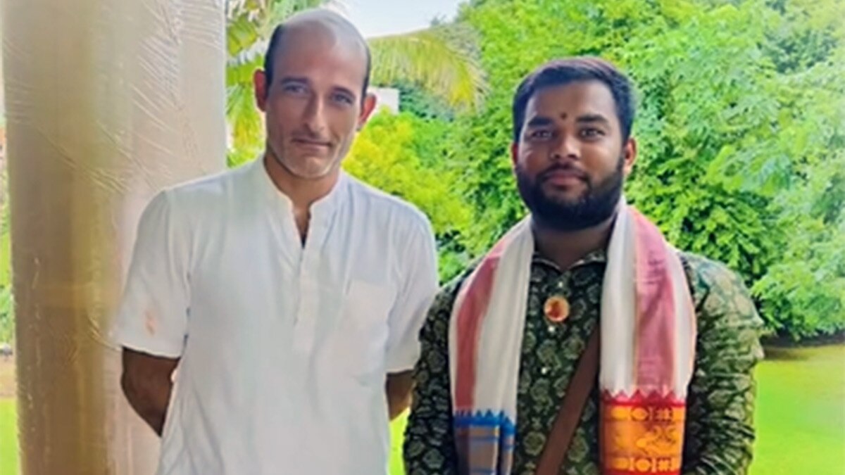 Top News: धुरंधर की आंधी के बीच कहां गायब हैं अक्षय खन्ना, किससे मिलकर रो पड़ीं अनुष्का?