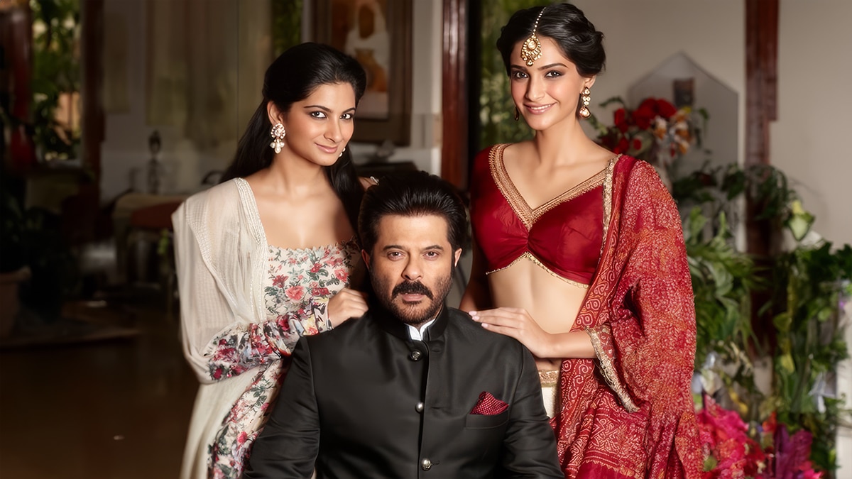 69 साल के हुए अनिल कपूर, सोनम ने शेयर की तस्वीरें, देखकर लगेगा रुक गई उम्र