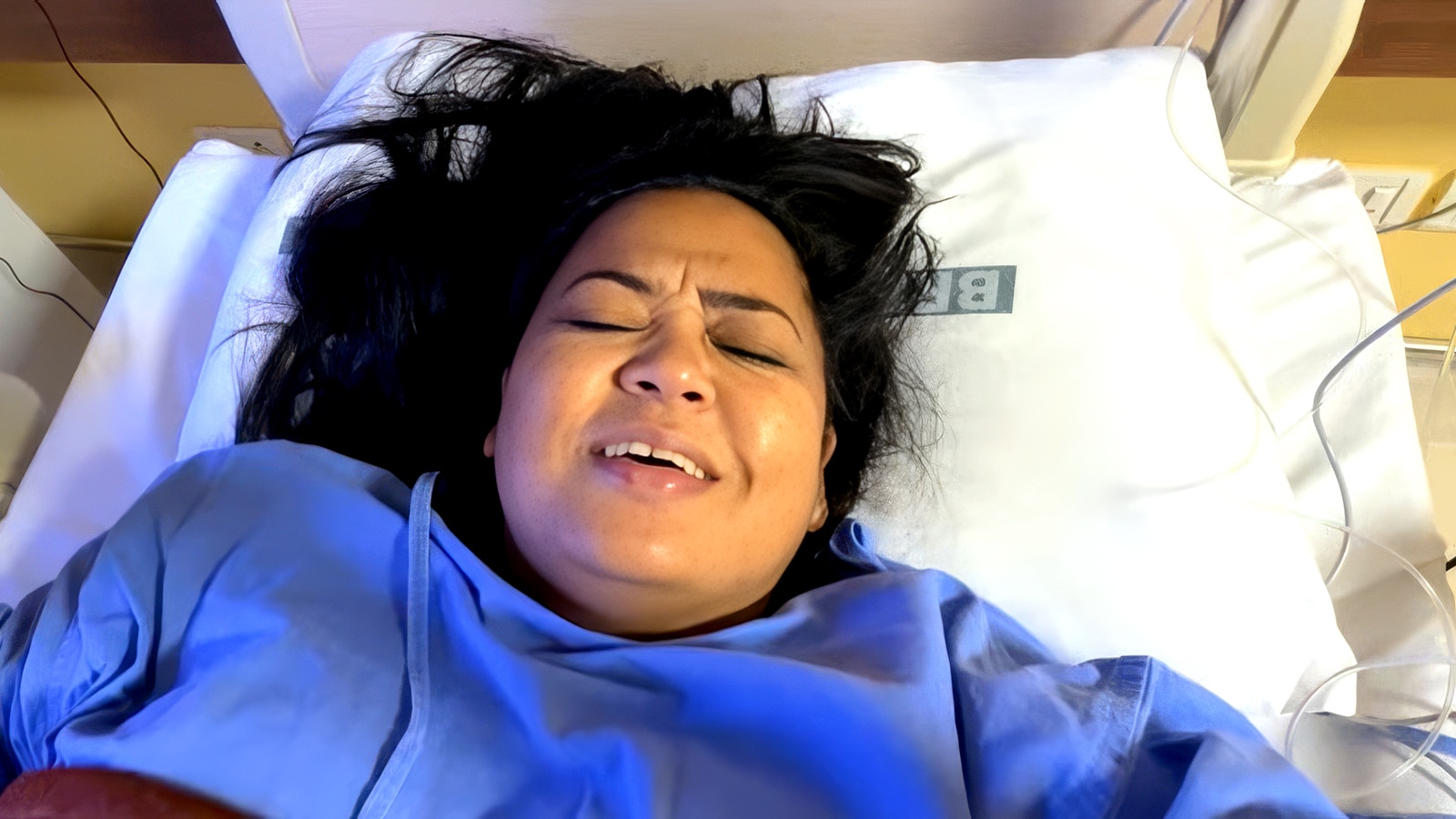 अचानक ब्रेक हुआ वॉटर बैग, डिलीवरी से पहले दर्द में तड़पीं भारती, रोता देख पति बोले- 10 घंटे...