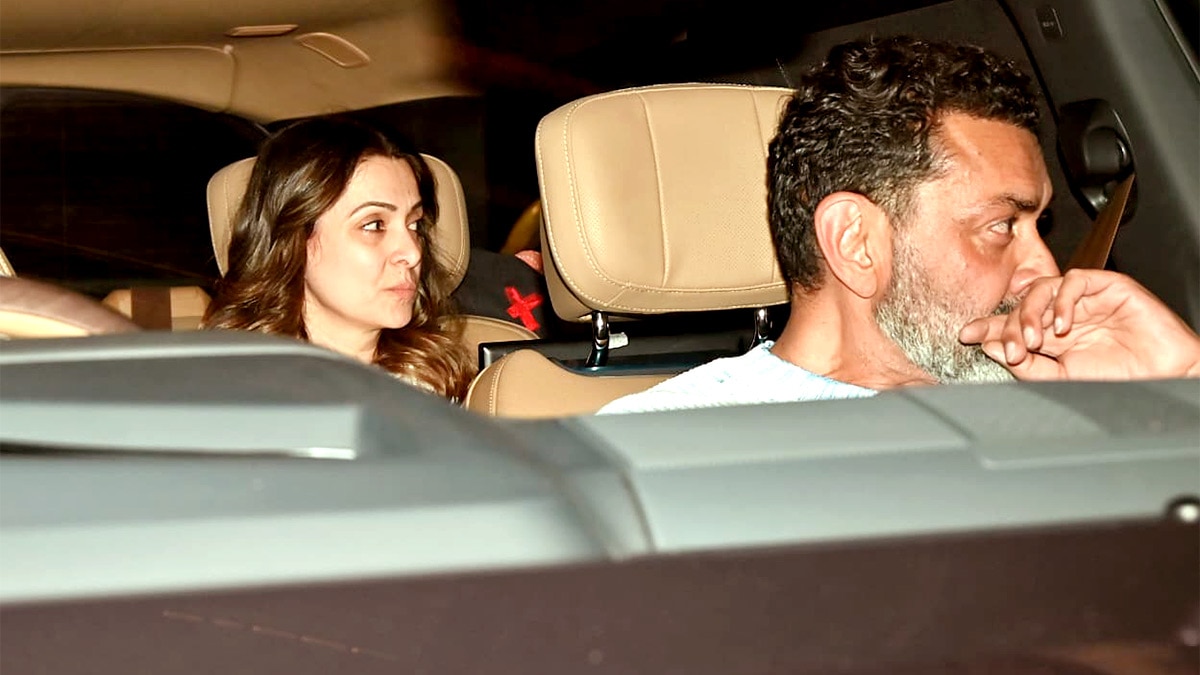 पिता धर्मेंद्र की आखिरी फिल्म देख इमोशनल हुए बॉबी देओल, छिपाए आंसू, चेहरे पर छाई मायूसी