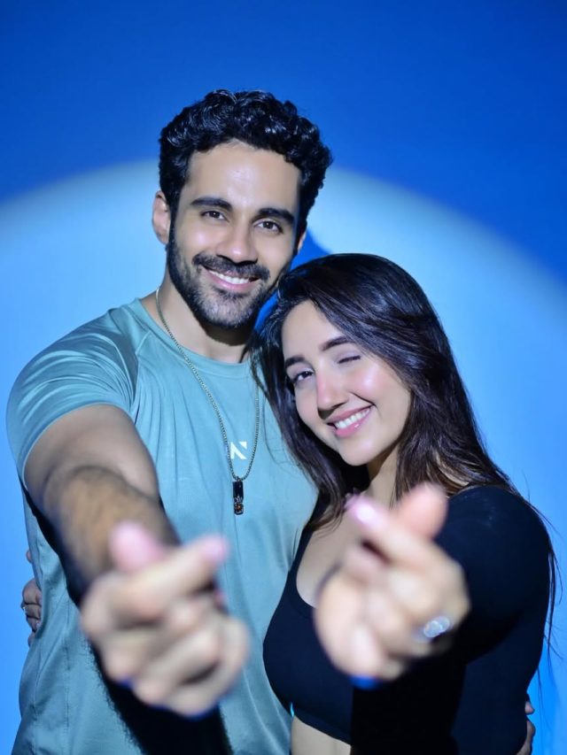 12 साल छोटी एक्ट्रेस के प्यार में तलाकशुदा हीरो, रिश्ते को मिली मां की मंजूरी? दिखा बॉन्ड