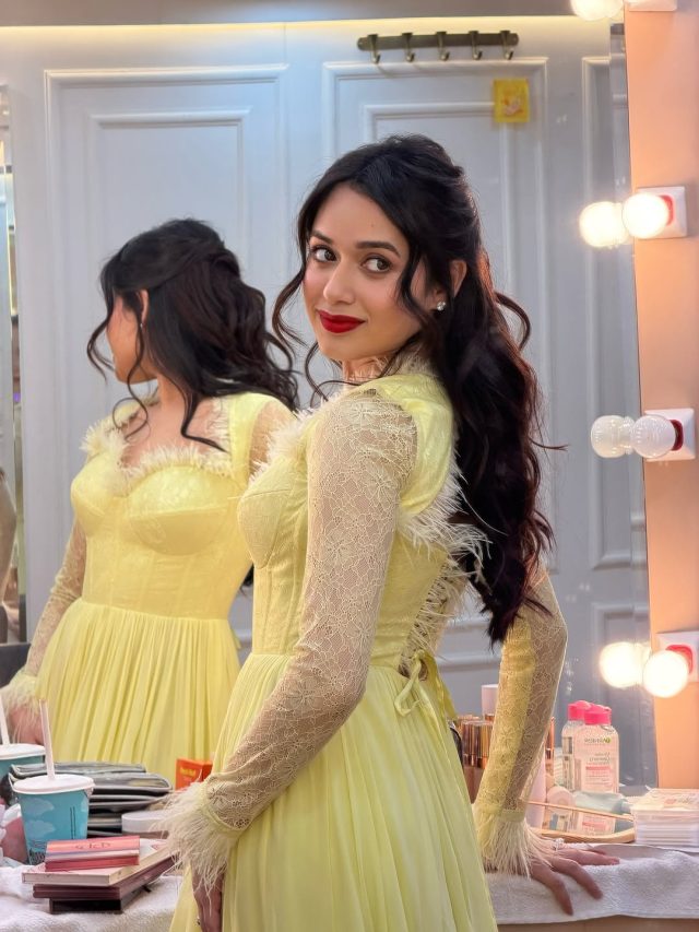 6 साल छोटी एक्ट्रेस को पहनाई रिंग, TV पर हीरो ने पक्का किया रिश्ता, किसे हुई जलन?