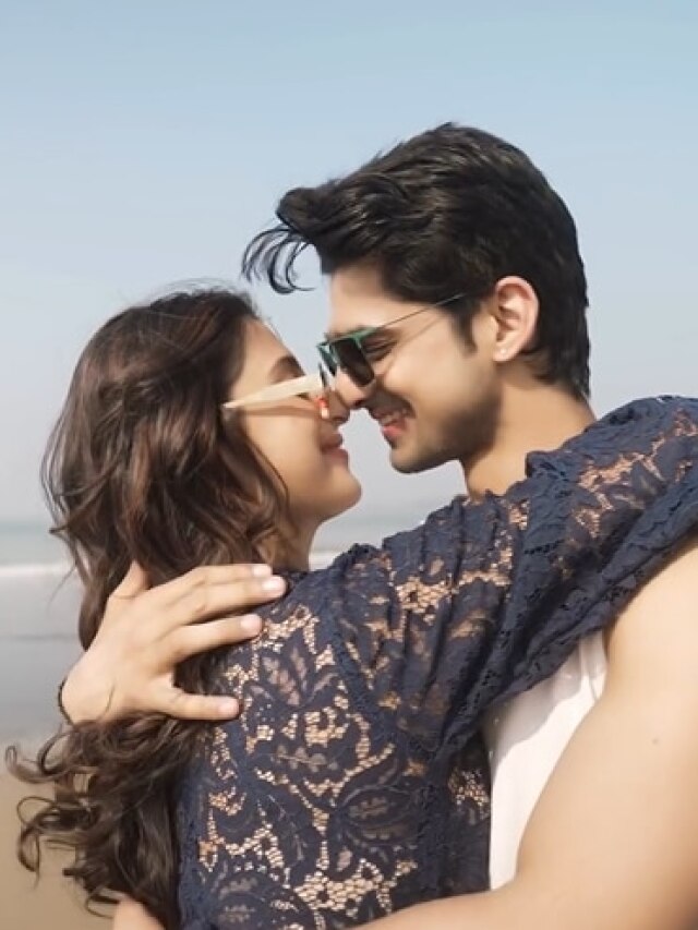 Ex बॉयफ्रेंड अभिषेक की बांहों में ईशा, समंदर किनारे हुईं रोमांटिक, हुआ पैचअप?