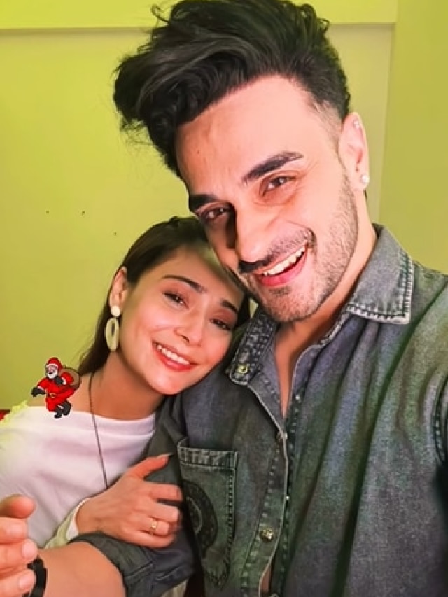 दूसरी शादी के 21 दिन बाद ऑनस्क्रीन पति से मिली एक्ट्रेस, की पार्टी, PHOTO