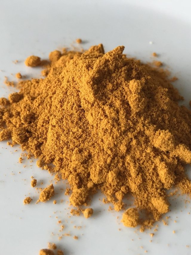 রান্নার হলুদ আসল তো? চিনবেন যেভাবে