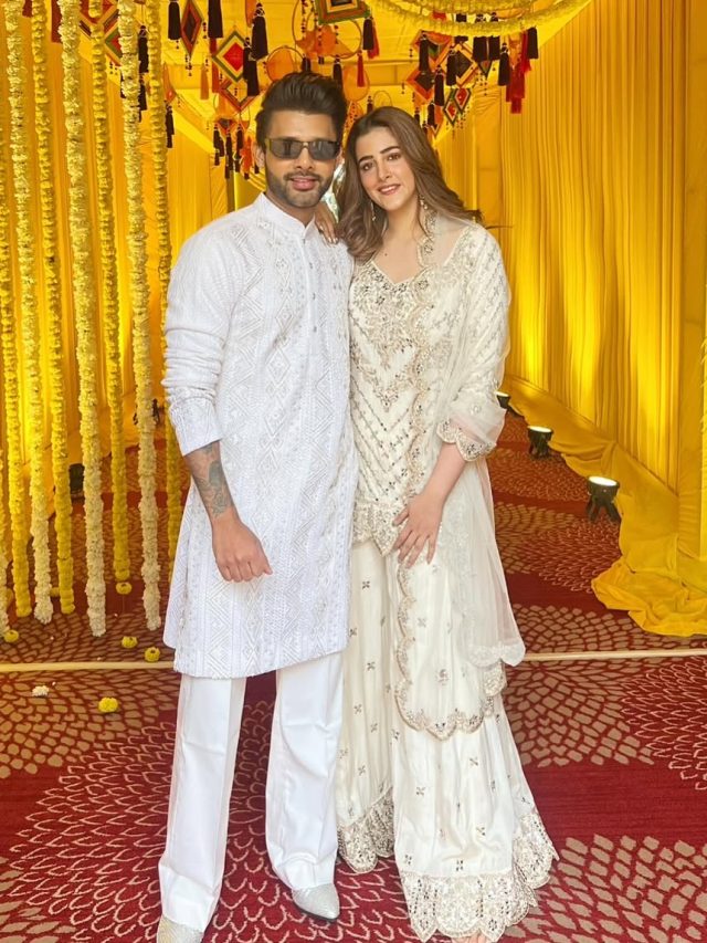 नूपुर-स्टेबिन की शादी का जश्न, कृति सेनन के BF ने लूटी लाइमलाइट, मौनी रॉय ने जमाया रंग