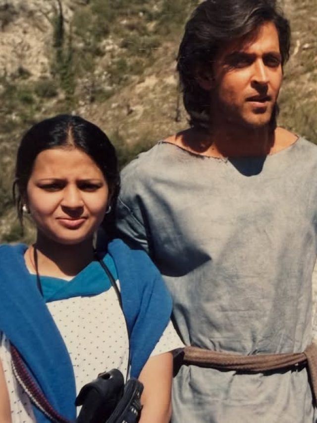 ऋतिक संग दिखीं साक्षी धोनी, सेट पर हुई थी मुलाकात, नो मेकअप लुक में दिया पोज