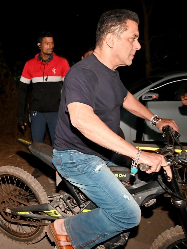 बर्थडे पर बुलेट प्रूफ कार छोड़ सलमान खान ने दौड़ाई साइकिल, दिखा बेखौफ अंदाज