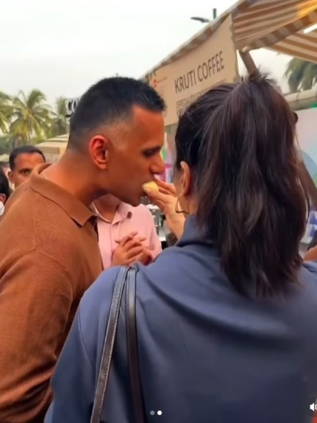 BF के प्यार में लट्टू श्रद्धा कपूर? अपने हाथों से खिलाई मिठाई, केमिस्ट्री पर फिदा फैंस