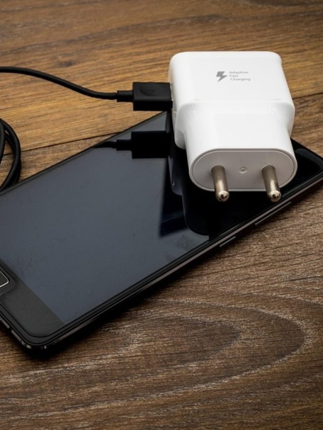 कितनी बची है आपके फोन की बैटरी की उम्र? ऐसे चलेगा पता