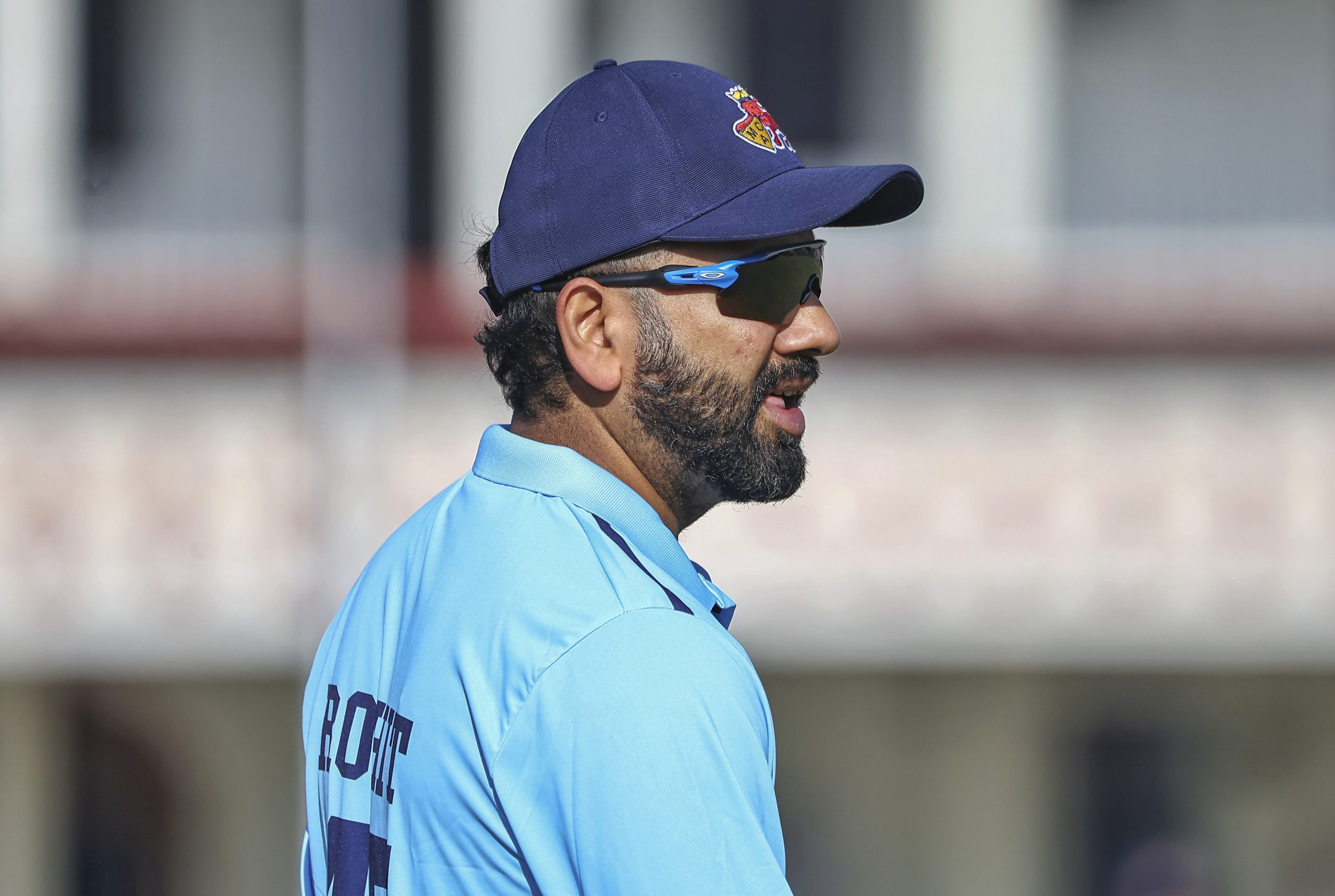 रोहित शर्मा की चीते जैसी फुर्ती, स्लिप में लपका कमाल का कैच