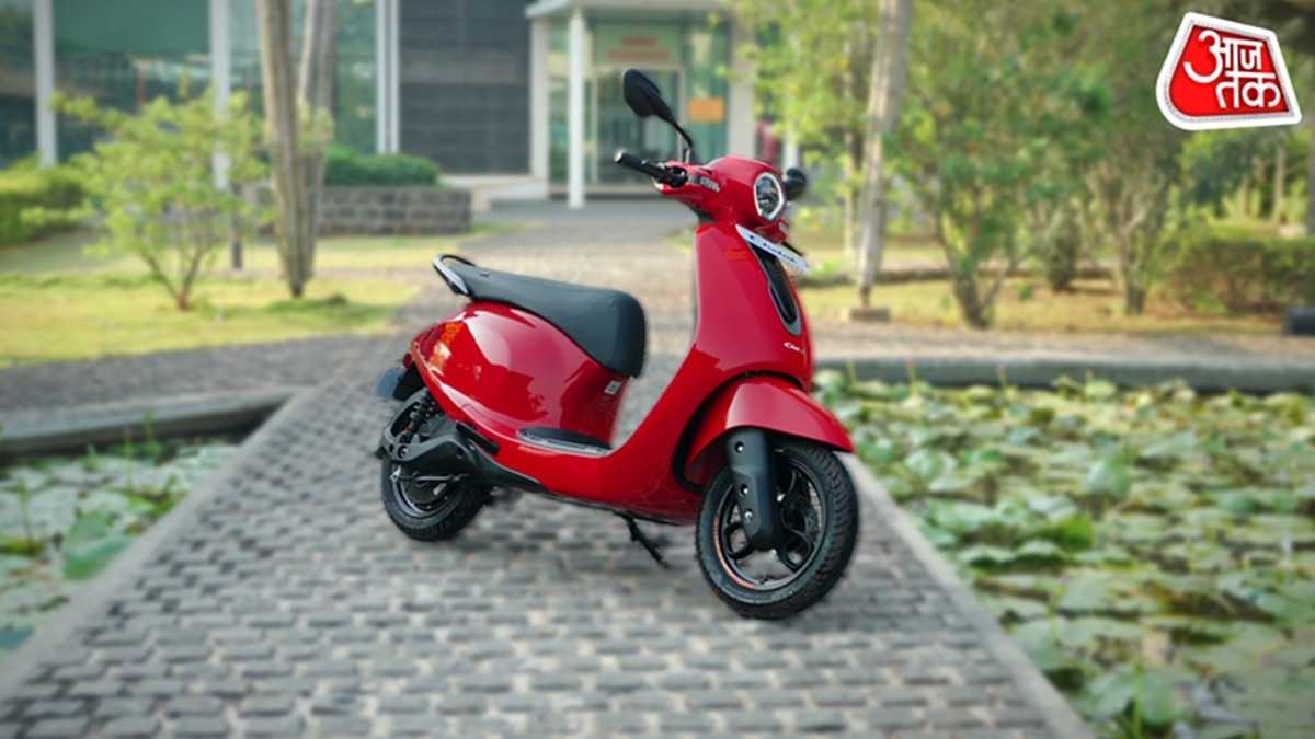 आ गया सबसे सस्ता CHETAK स्कूटर! 113KM रेंज और कीमत बस इतनी