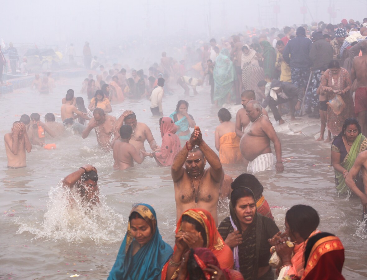 Video: संगम किनारे आस्था का सैलाब, बसंत पंचमी पर माघ मेले में चौथा बड़ा स्नान