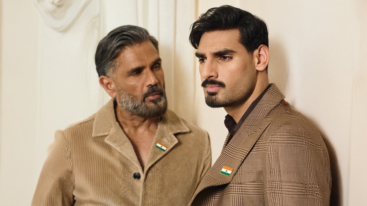 'बॉर्डर 2' के इवेंट में क्यों रो पड़े सुनील शेट्टी? बेटे अहान ने संभाला, बोले- हमारा देश...