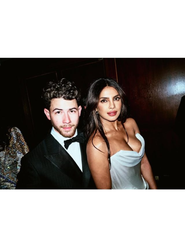 पति निक की बांहों में प्रियंका, ऑफ शोल्डर ड्रेस में ढाया कहर, शेयर की बेडरूम फोटो