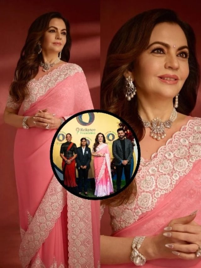 क्रिकेटर्स के सम्मान में Antilia में हुआ इवेंट, पिंक साड़ी में छाईं नीता अंबानी