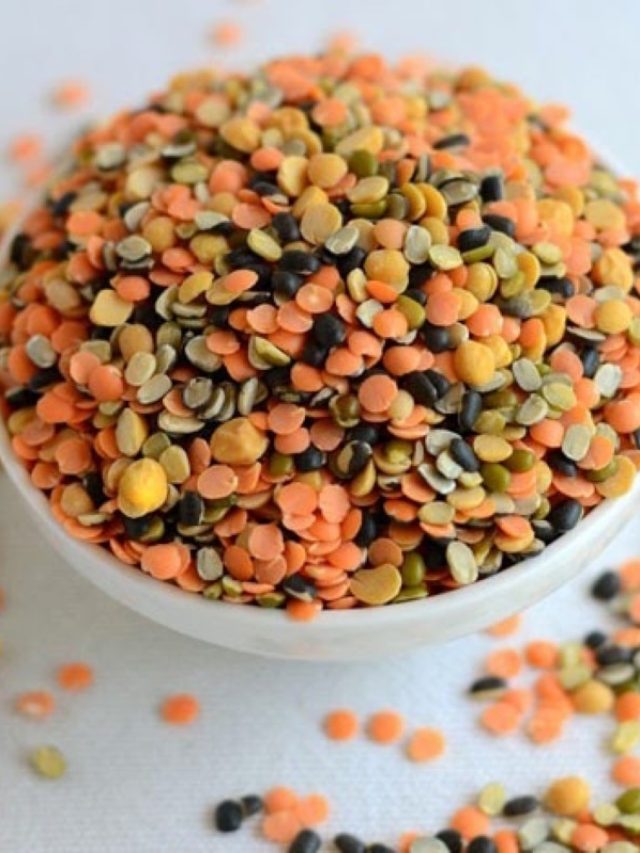 কোন ডাল কখন খাবেন? বাঙালিদের জানা খুব দরকার