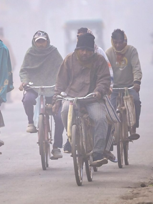 बाप रे! दिल्ली में इतनी ठंड... टूटा 2023 का रिकॉर्ड