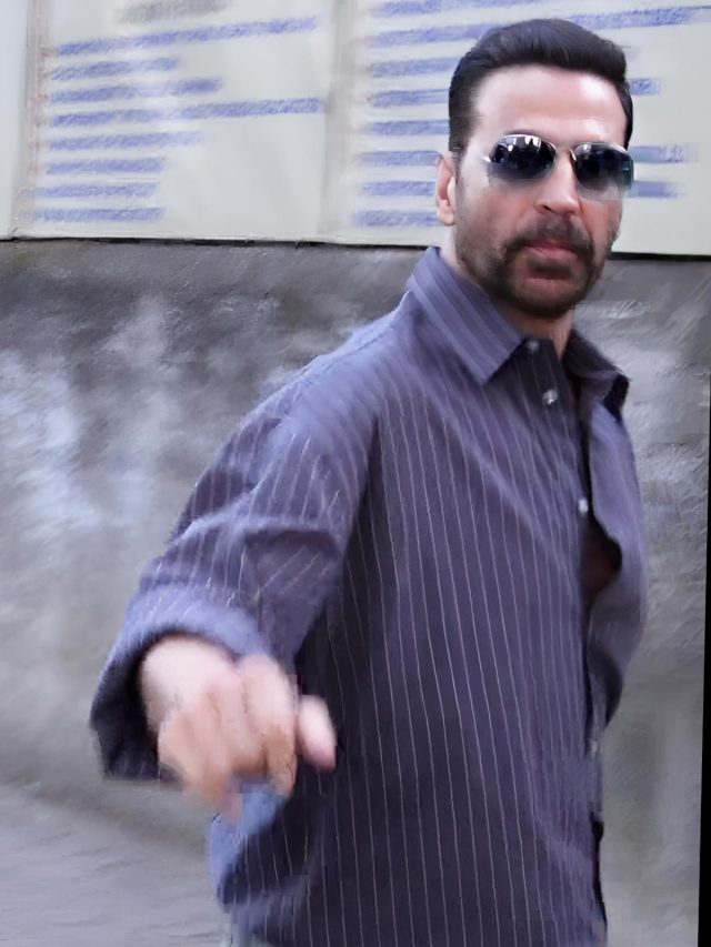 'पापा कर्ज में हैं', बच्ची ने अक्षय से मांगी मदद, छुए पैर, एक्टर ने दिखाई दरियादिली