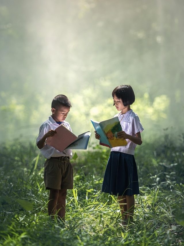 মোবাইল সরিয়ে বই পড়বে সন্তান, জেনে নিন ৫ ট্রিকস