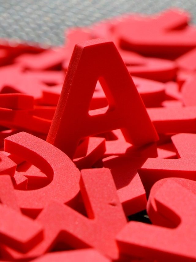 A দিয়ে নামের শুরু? জীবনে এসব হবেই, ভবিষ্যৎ জানুন