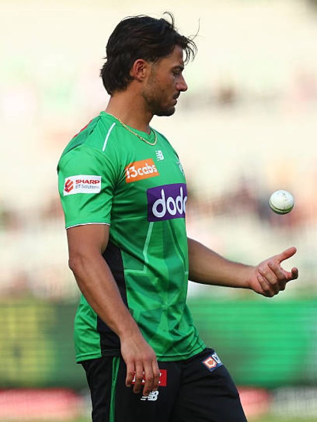 कंगारू खिलाड़ी बना 'सुपरमैन', हवा में उड़कर लपका हैरतअंगेज कैच, VIDEO